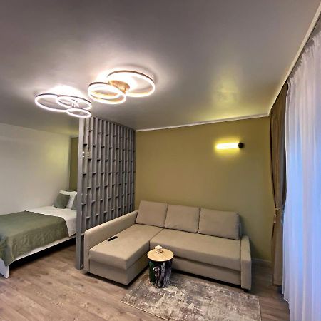 Lovely Studio In The City Center Of Бухарест Экстерьер фото