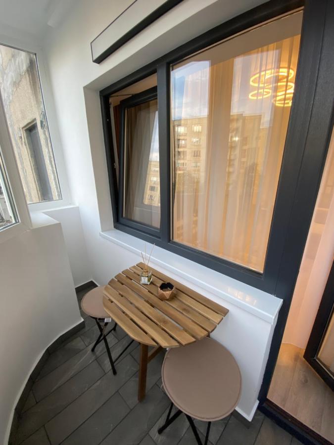 Lovely Studio In The City Center Of Бухарест Экстерьер фото